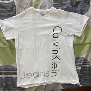 Boys Calvin Klein TShirt-Size XL